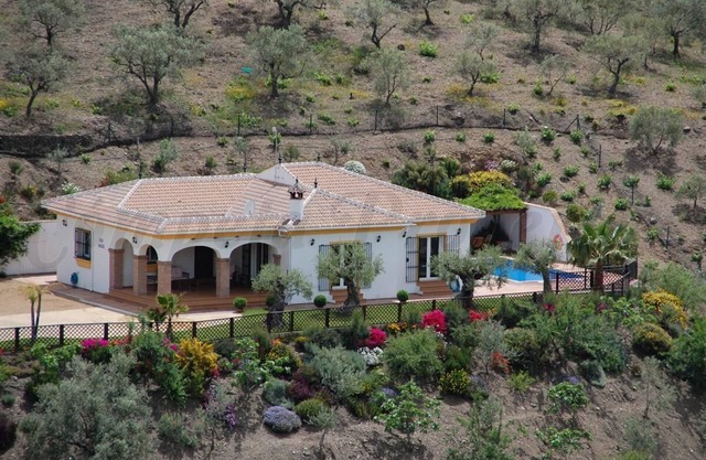 Large in a secluded location with private pool and stunning views