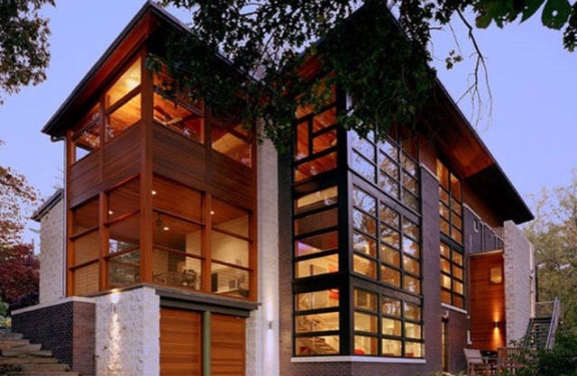 Large Modern Glass Home near Washington DC: 4 bedrooms sleeps 9. Pet friendly!