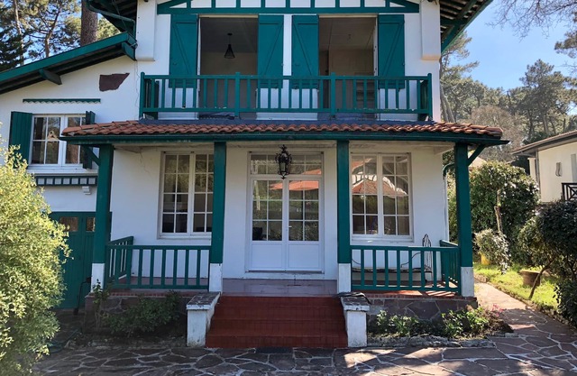 Large Villa, Pyla 140m2, 4 bedrooms, 150m to the beach