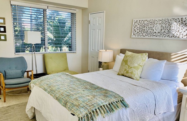 Las Olas Island Studio Apartment -7 blocks to Beach & 5 blocks to Town