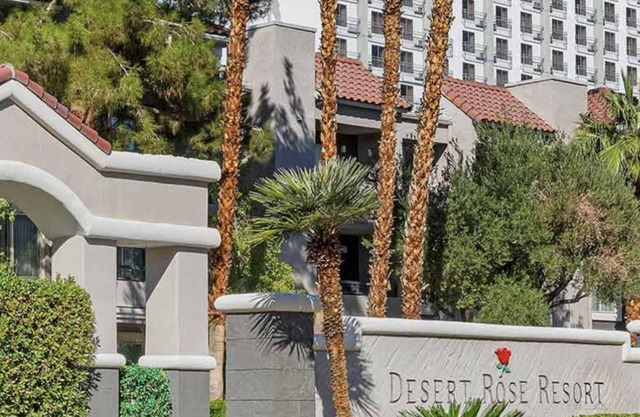Last 1-bedroom condo in fabulous Las Vegas with AC, fitness,WiFi F1 dates open n