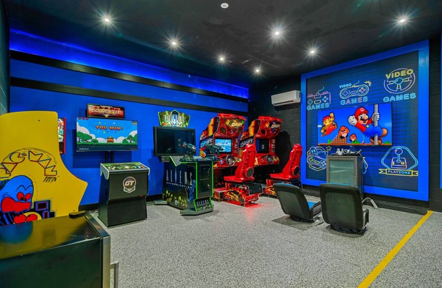 Last Minute Disney! Private Pool, Game Room & Themed Bedrooms. Book Now! #143187