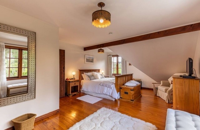 Last Straw Cottage - Beautiful Straw Bale house in fantastic countryside.