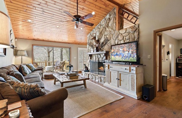 Laurel Ridge Lodge at Blowing Rock
