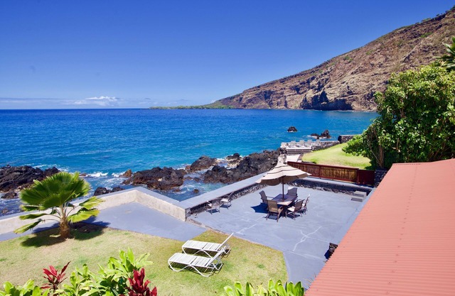 Lawai'a Sea Lodge Cottage - Ocean Front - Hosted - KAYAKS INCLUDED