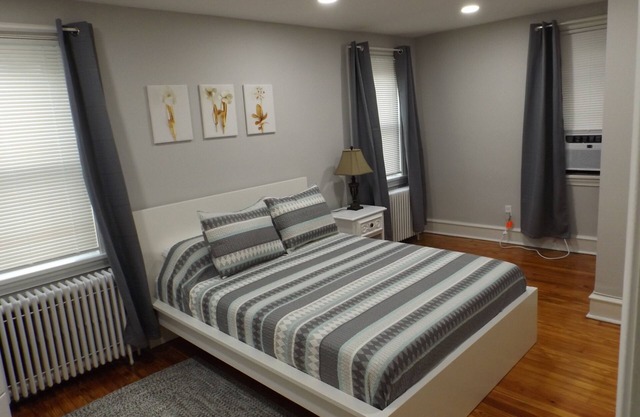Lawndale Philly Cozy & Renovated 2 Beds 1 Bath