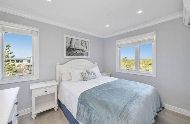 Laze 1BR Beachside Home|Tennis+Pool+Clubhouse+PKG