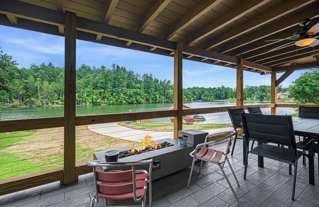 Lazy Lake Loft - Lake Nottely