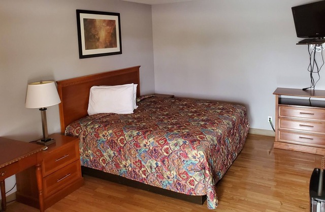 Lazy T Motel