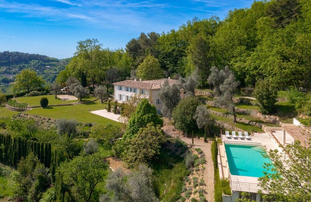 Le Chateau des Cigales
