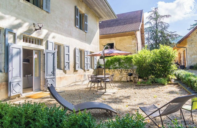 LE CLOS DES PLATANES-COTE PARC