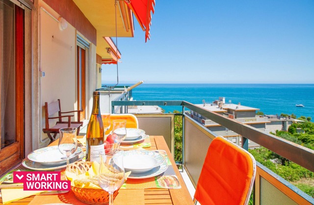 Le Orchidee 14 con vista mare by Wonderful Italy