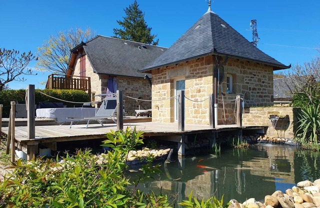 Le Pigeonnier de Lissac - Gite le Monédières