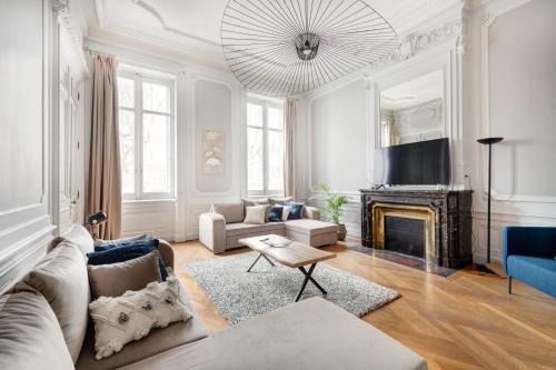 Le Rhône Haussmannien, Luxueux spacieux et raffiné au cœur de Lyon 6e vue Rhône