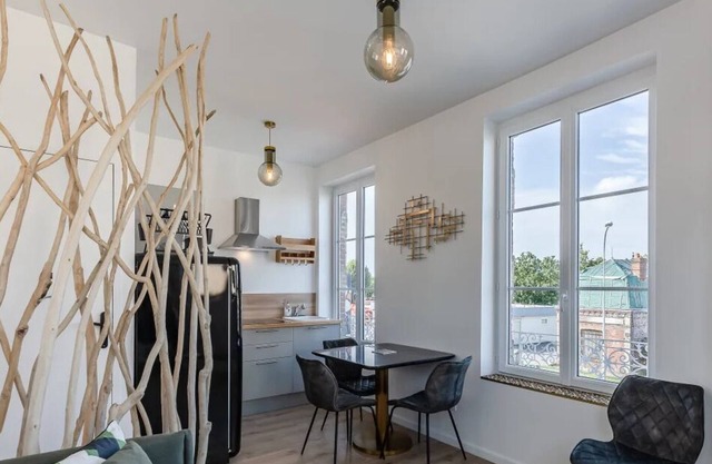 Le Vannier | Private Garage | Balcony | 2 Guests