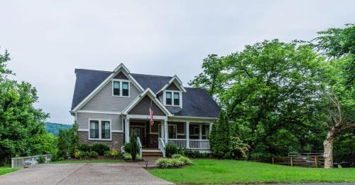 Leiper's Fork Luxe