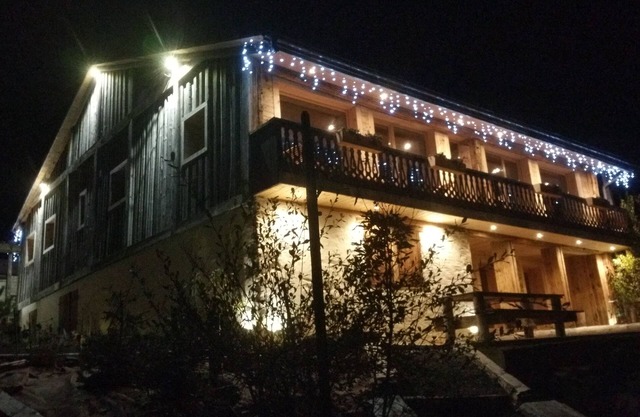 Les Gets Superb Chalet for 10 people