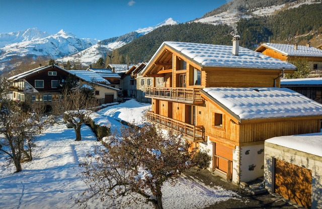 Les moulins d'Angelina - luxury stay for 8 close to pistes - OVO Network