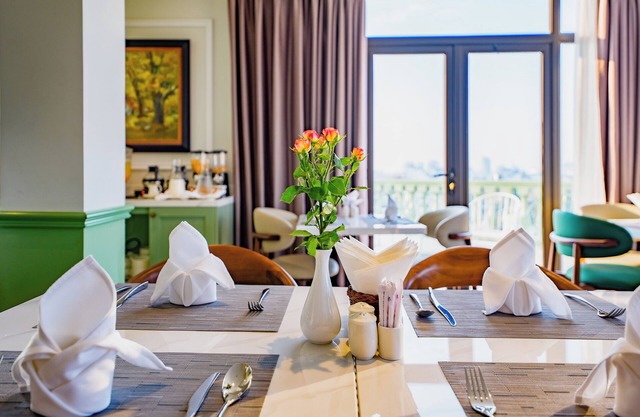 Lestar Hotel Hanoi