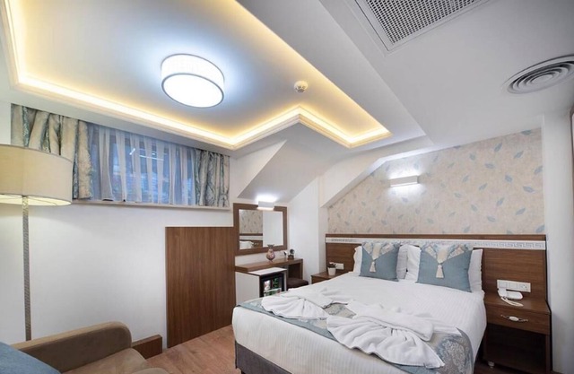 Lika Hotel - Comfortable Double Room in Istanbul