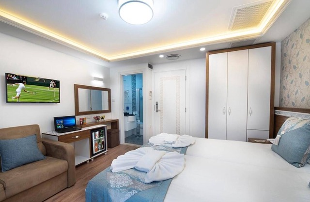 Lika Hotel - Standard Double or Twin Room