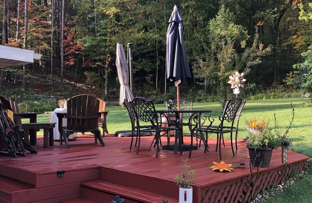 Lil R&R - Entire guest suite to rest & relax - 7 miles from beautiful Waupaca WI