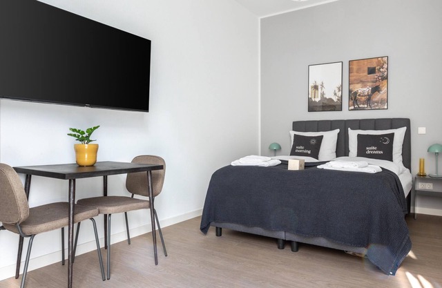 limehome Berlin Luise-H. | Suite with Terrace