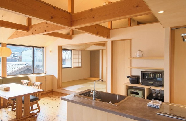 Limited to one group per day Relax in a Japanesestyle room with tatami mats and the scent of wood/Awaji Hyōgo