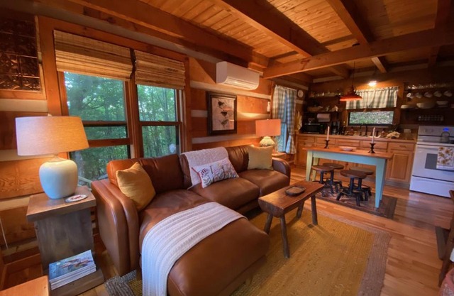 Little Birdsong Cabin