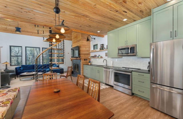 Little Bow Cottage | Pet-Friendly, Views & Modern Mountain Home Close to Town!