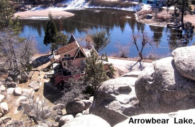 Little Cabin on the Lake