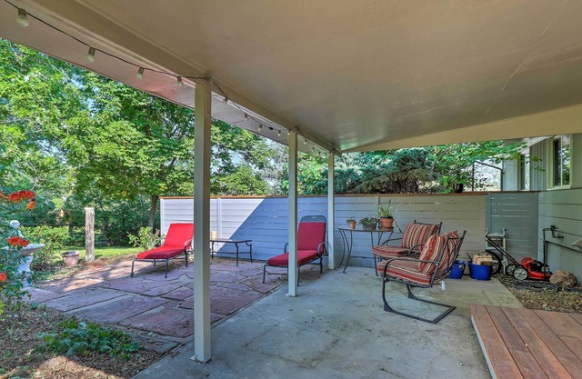 Littleton Home w/ Patio ~ 14 Mi to Denver!