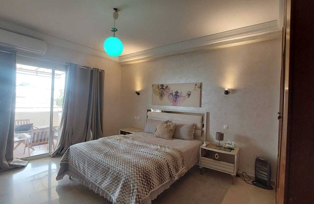 Live to the rhythm of the waves: Marina apartment near the beach