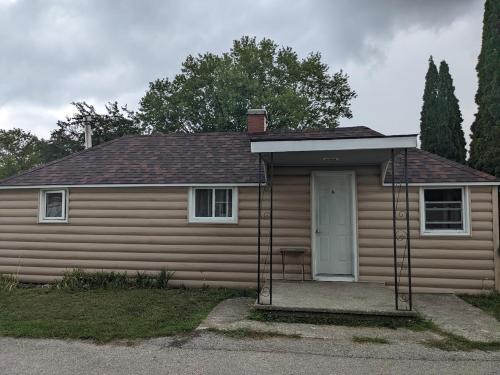 Living Waters Guest Cottage Motel, Kincardine Guest Resort