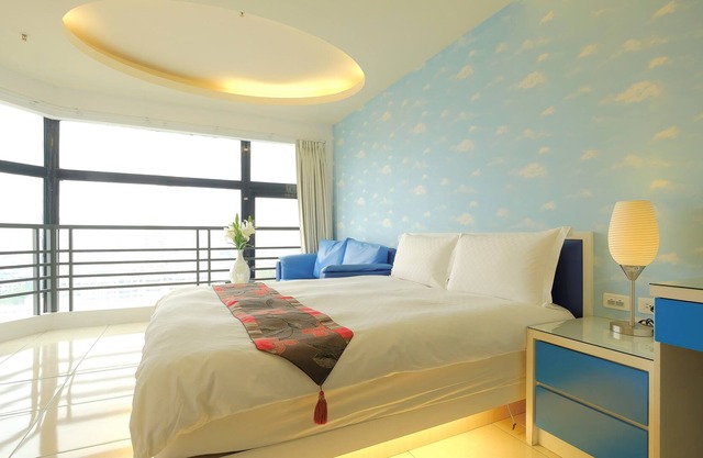 LJ hotel