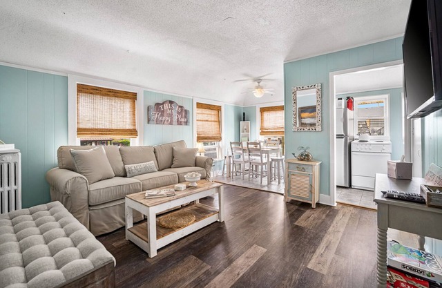 Location ! Location ! Location! Comfy Condo In Center Of Beach Haven!