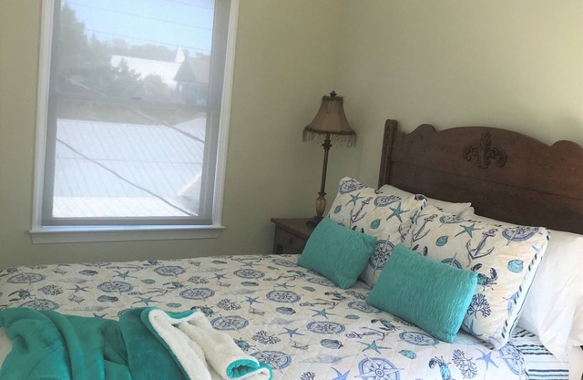 Location Location-Step directly out on N.Main Street to shopping & restaurants,