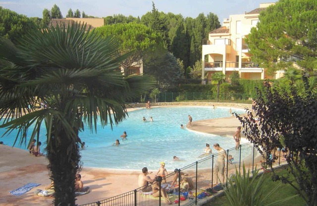 Locations-06 les oliviers, residence swimming pool