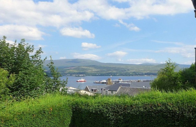 Loch Linnhe View holiday cottage