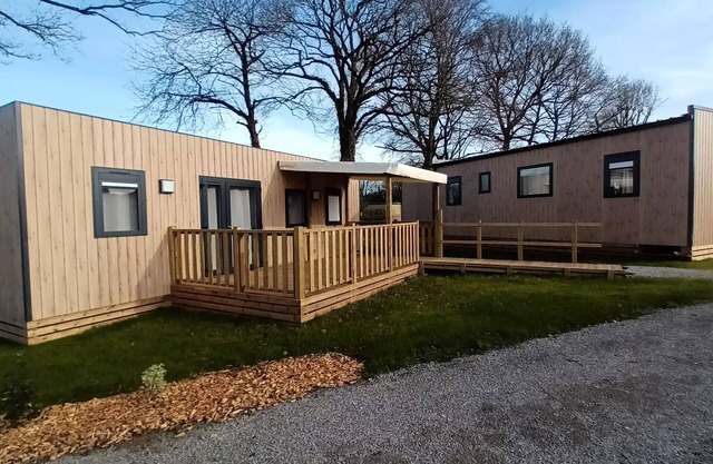 Lodge 3 Rooms 4 People