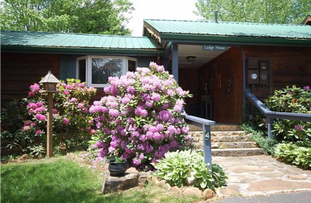Lodge House