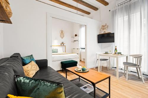 Lodging Apartments Almirall Beach 11
