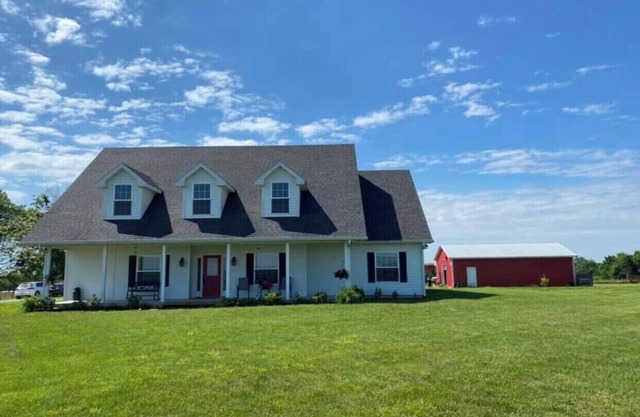 Loft Apartment in this Rural Country Home