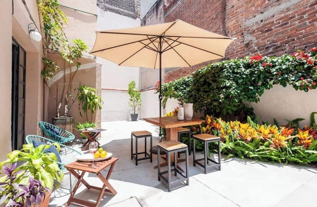 Loft Condesa. Close to parks with patio UNIQUE