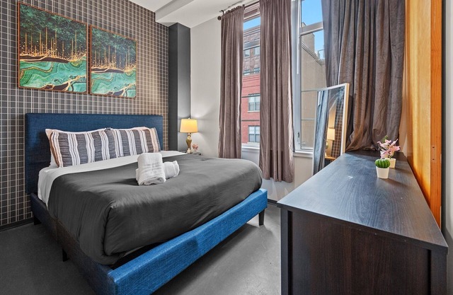 Loft style 2BR unit in Boston Southend 1639