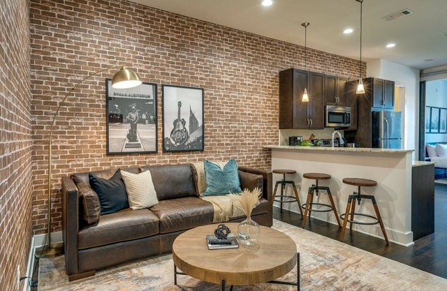 Lofts At 30th - Urban Legend - 6 Mins To Broadway