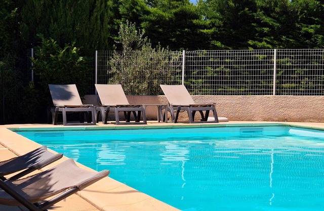 Logis Hôtel Le Mistral - Restaurant - Montélimar sud