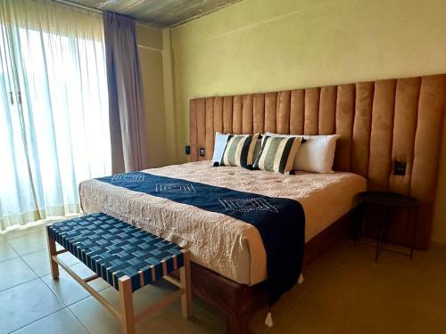 Lolitas Suites 303