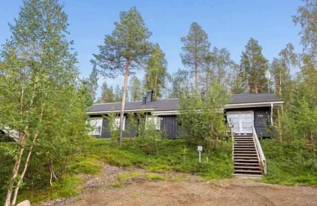 Lomaylläs F84/palovaarankaarre 22a by Interhome
