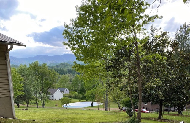 Long range mountain views!